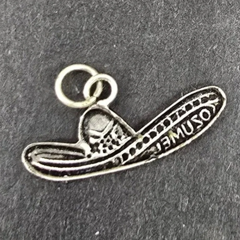 Sombrero‎ Charm Cozumel Mexico Souvenir OS Silver EXCELLENT Vintage Hat